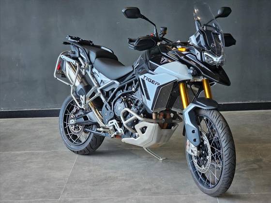 TRIUMPH TIGER 900 RALLY PRO 